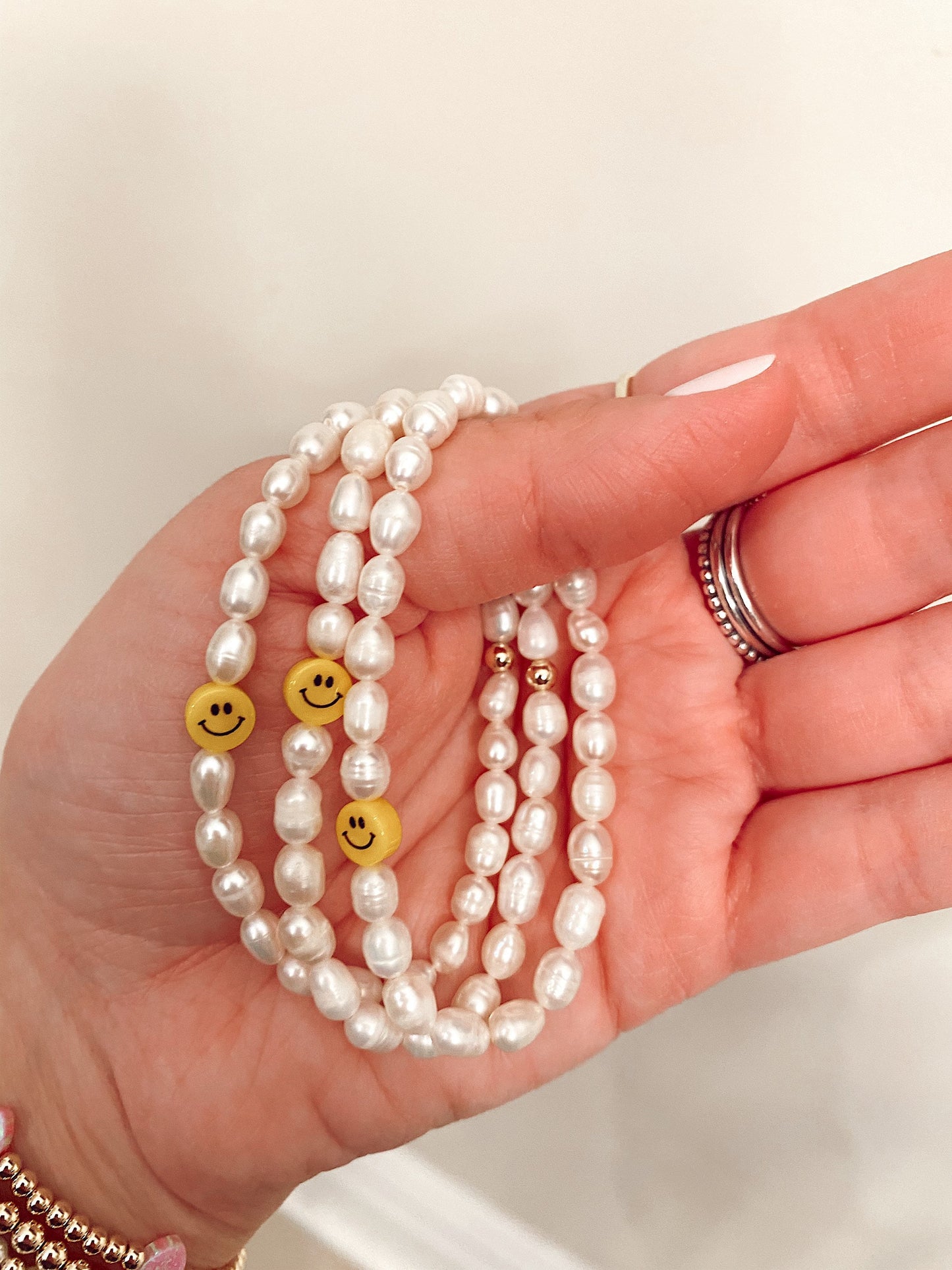 The Drew Freshwater Pearl Bracelet