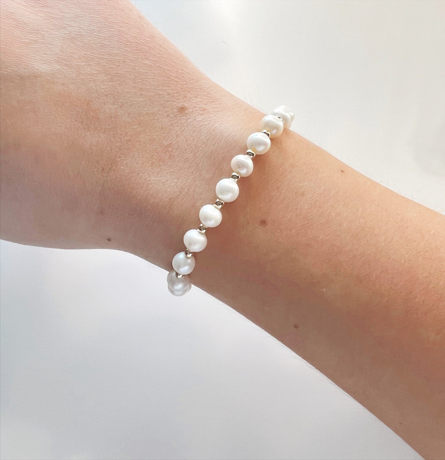 The Bubbly Bracelet